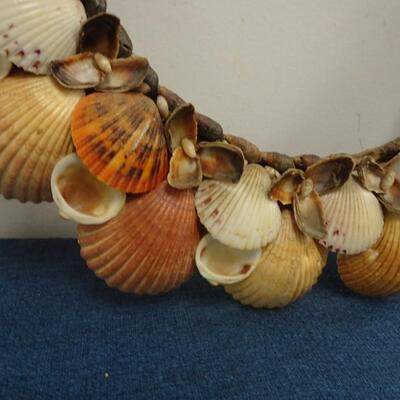 LOT 181. SHELL WREATH OR FRAME