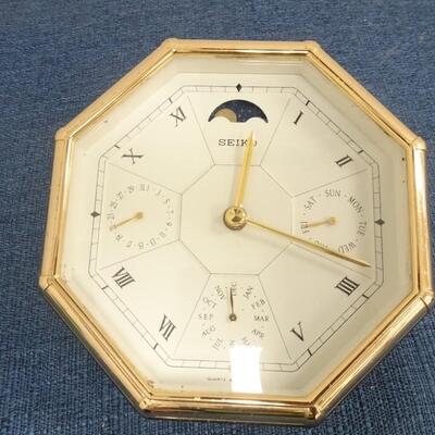 LOT 184. SEIKO DESK CLOCK (NOT TESTED)