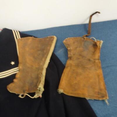 LOT 185. WOOL US NAVY UNIFORMS SHIRTS