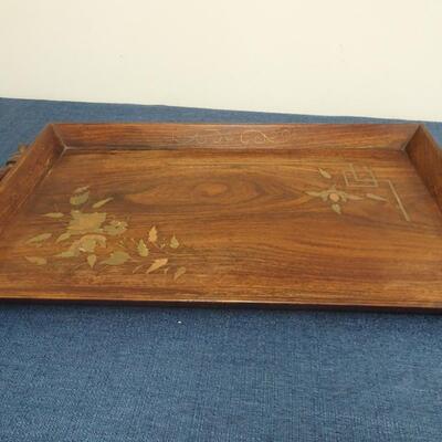 LOT 186 VINTAGE MUGS, AND WOOD TRAY