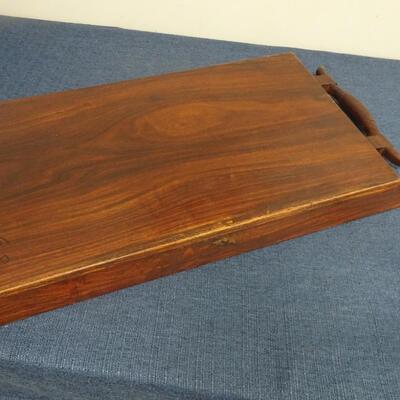 LOT 186 VINTAGE MUGS, AND WOOD TRAY