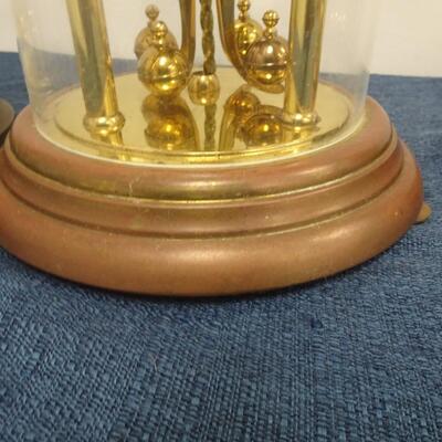 LOT 192. FOUR ANNIVERSARY CLOCKS (NOT TESTED)