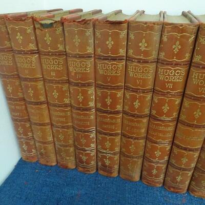 LOT 197. LEATHER BOOKS COLLECTION " HUGO'S WORKS"