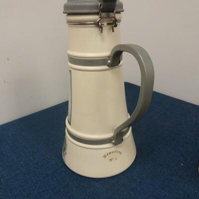 LOT 198. TWO STEINS
