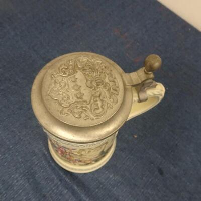 LOT 199 THREE STEINS