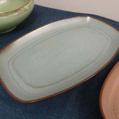 LOT 202 FRANKOMA POTTERY PIECES