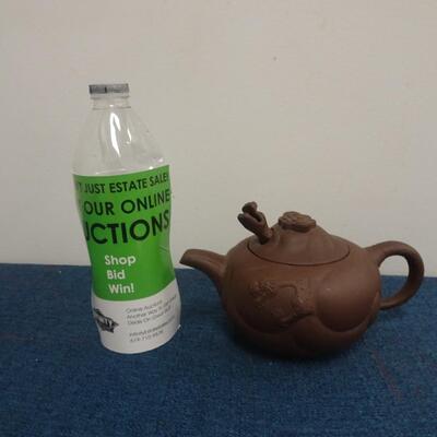 LOT 203. CHINESE DRAGON CLAY TEA POT