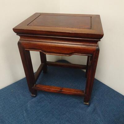 LOT 207  PLANT STAND/TABLE AND TABLE STAND