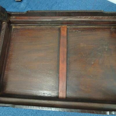 LOT 207  PLANT STAND/TABLE AND TABLE STAND