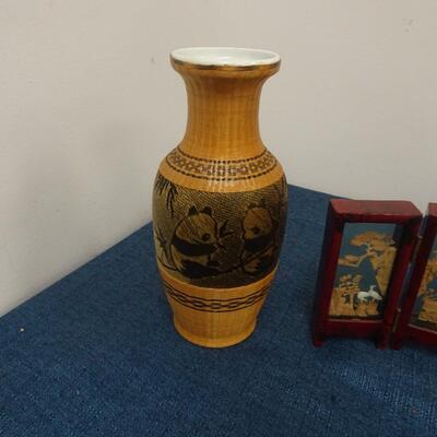 LOT 213. HOME DECOR ITEMS