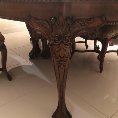 Traditional Italian Dining Table with 12 Chairs and 2 leaf extensions.