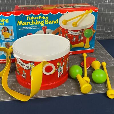 #40 Fisher Price Marching Band Toys 