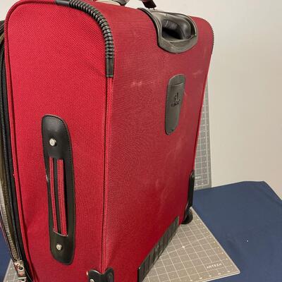 #186 Wenger  Swiss Army Suitcase 