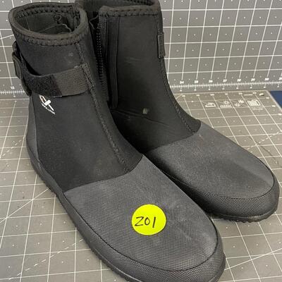 #201 Men's Water Boots 