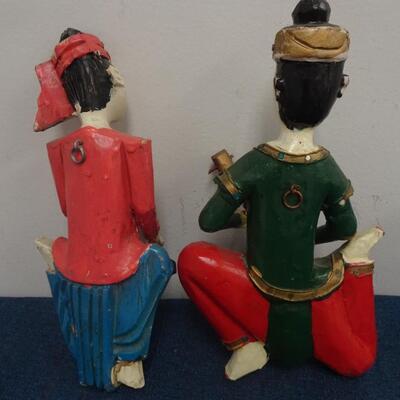 LOT 217. HOME DECOR