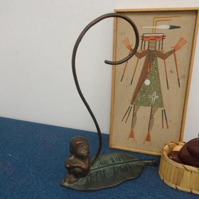 LOT 239. HOME DECOR INCLUDING MONKEY DECOR AND SALT AND PEPPER SHAKERS
