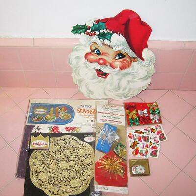MS Christmas Lot Hanging Santa Head Doilies Gift Decorations Stickers