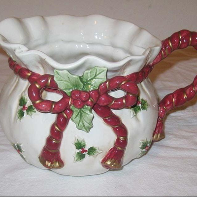 MS VIntage Fitz Floyd 1990 Holly Berry Pitcher Christmas