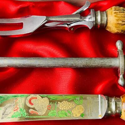 AA  VINTAGE CARVING SET FITTED CASE ETCHED THANKSGIVING DESIGN STAG HANDLES