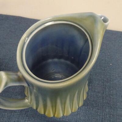 LOT 259. IRISH PORCELAIN