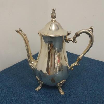 LOT 261. COLLECTION OF SILVER PLATE ITEMS