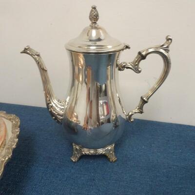 LOT 261. COLLECTION OF SILVER PLATE ITEMS