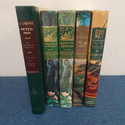 LOT 262. BOOKS
