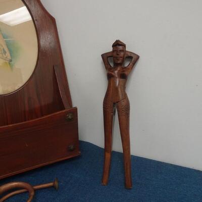 L0T 267. HOME DECOR AND FIGURAL NUT CRACKER