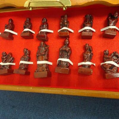 LOT 270. VINTAGE FOLDING CHESS BOARD