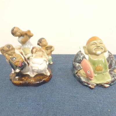 LOT 275. FIGURINES