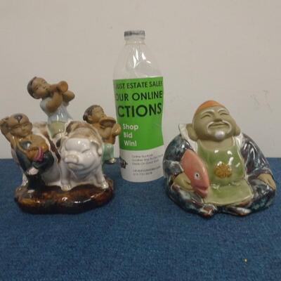 LOT 275. FIGURINES