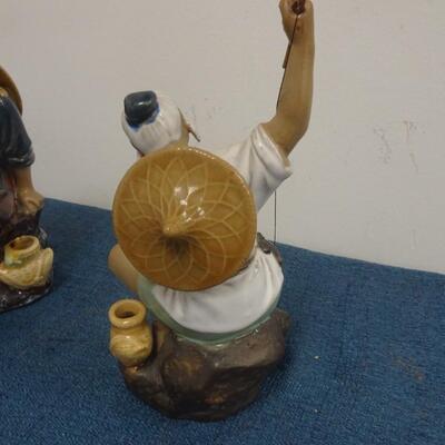 LOT 282. MUD MEN