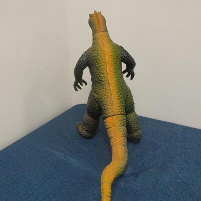 LOT 287. VINTAGE GODZILLA PLASTIC TOY
