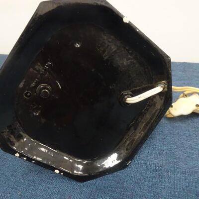 LOT 83. ART DECO STYLE LAMP