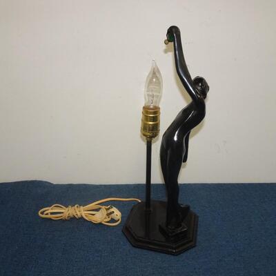 LOT 83. ART DECO STYLE LAMP