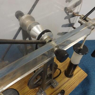 LOT 298 WIMSHURST MACHINE