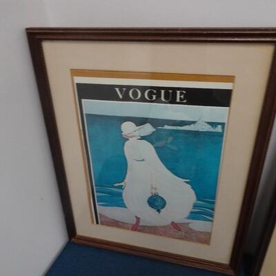 LOT 310.  VOGUE HOME DECOR AND MIRROR