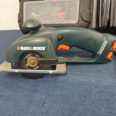 LOT 313. TOOLS