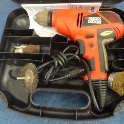 LOT 314. BLACK AND DECKER SANDER AND CORDED DRILL