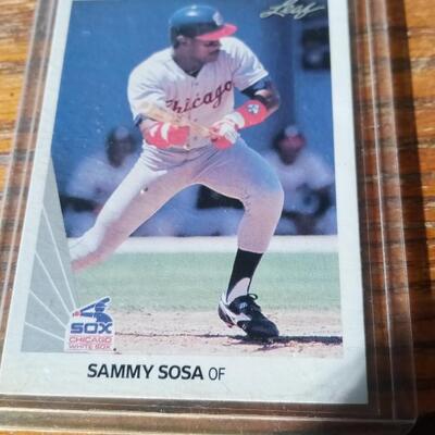 LOT 57  SIX SAMMY SOSA CARDS