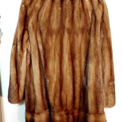 VINTAGE FUR COAT - MADE IN TOPEKA - INNES FURS
