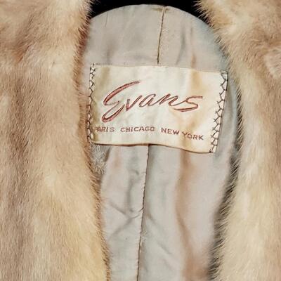 VINTAGE WOMENS EVANS FUR STOLE (JACKET)