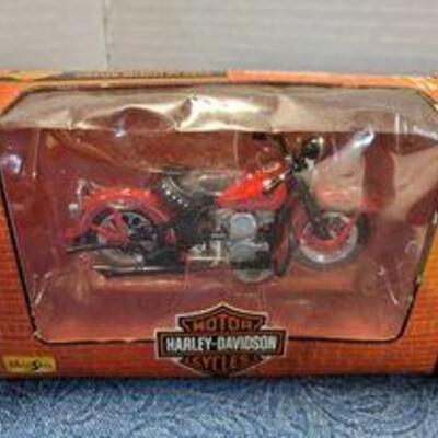 3 HD Die cast Bikes