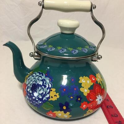 Pioneer Woman Full size Tea kettle | EstateSales.org