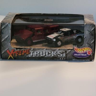 Hot Wheels Xtreme Trucks set