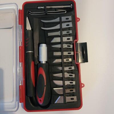 16 piece Precision Knife Kit