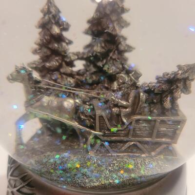 Snow globe