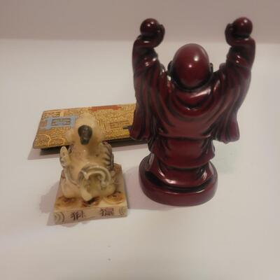 Budda & Dragon figurines & wallet