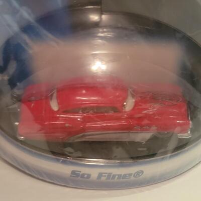 Hot wheels real riders t-shirt and cat collectors set