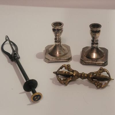 Collectibles lot
